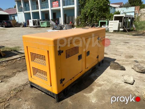 Generator — Bakı