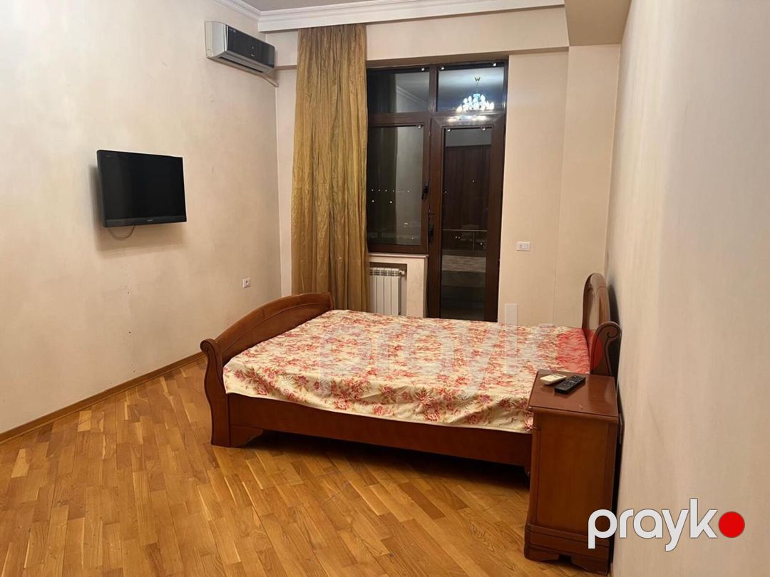 İcarəyə verilir 4 otaqlı yeni tikili 160 m² — Mənzil, Bakı (7)