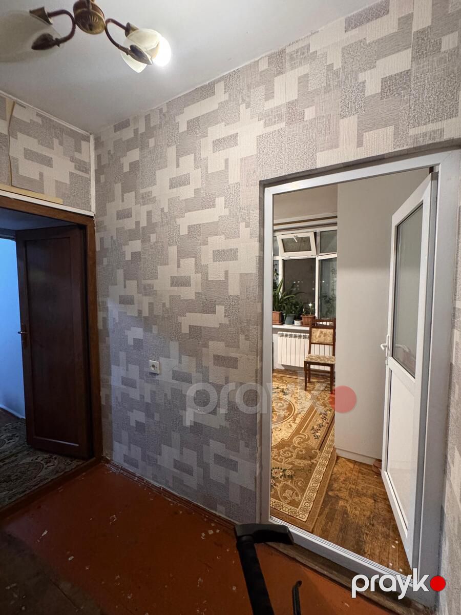 Satılır 2 otaqlı köhnə tikili 40 m² — Mənzil, Bakı (2)