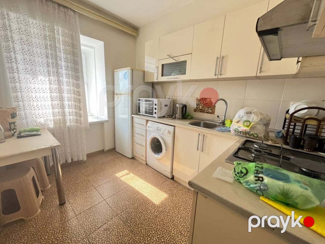 Satılır 2 otaqlı köhnə tikili 52 m² — Mənzil, Bakı (3)