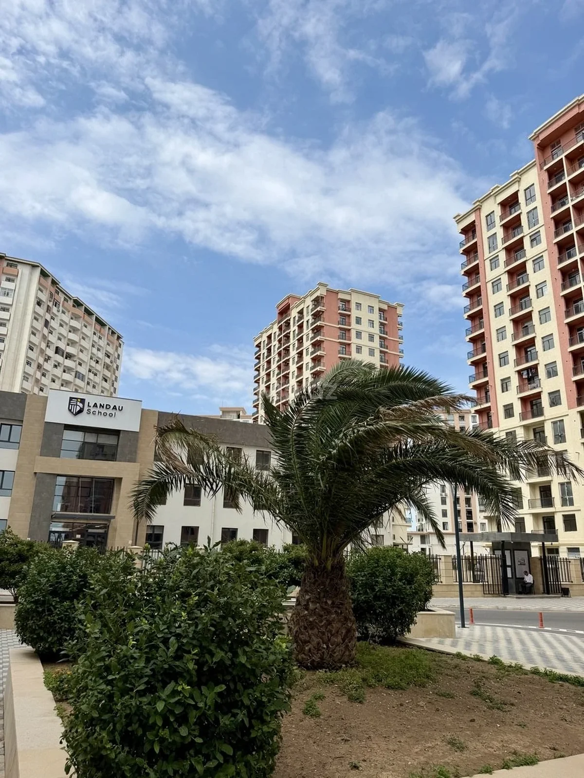 2 otaqlı tam təmirli mənzil satılır 8-ci mikrorayonda — Mənzil, Bakı (12)