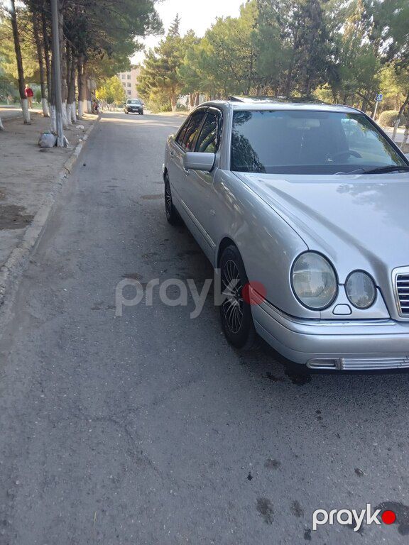 Mercedes E 230, 2.3 L, 1996 il, 325 423 km — Avtomobillər, Sumqayıt (3)