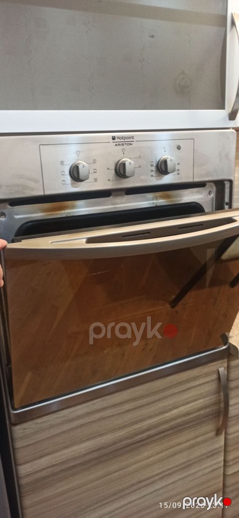 Hotpoint-Ariston quraşdırılan elektrik sobası - Ön panel: paslanmayan — Bakı