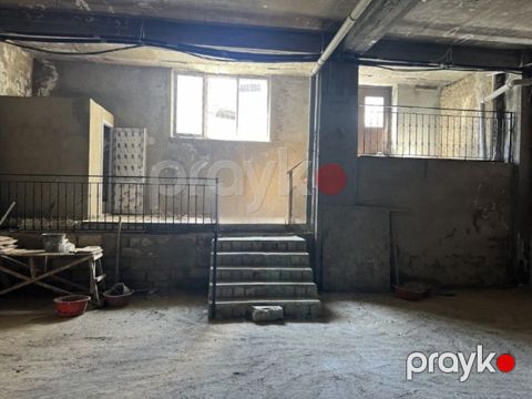 Satılır obyekt 150 m² — Bakı