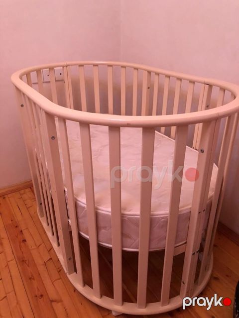 Oval formalı uşaq beşiyi və döşək - Material: möhkəm ağac karkas — Bakı