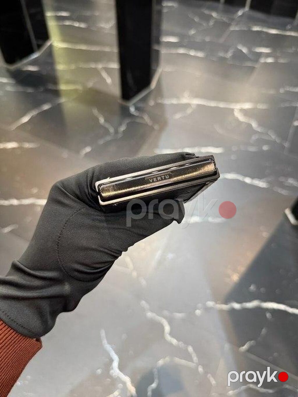Vertu 512 GB, rəng - Qara, Zəmanət — Vertu, Bakı (5)
