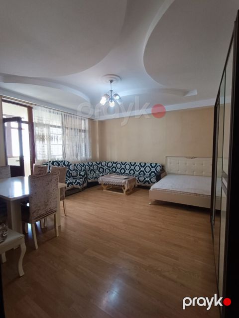 Həyət evi, Xırdalan ş — Xırdalan