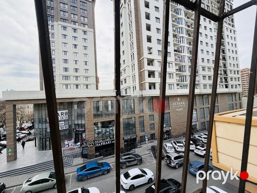 Satılır 3 otaqlı köhnə tikili 75 m² — Mənzil, Bakı (2)