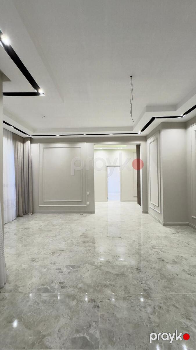 Satılır 4 otaqlı həyət evi/bağ evi 200 m² — Ev, villa, Bakı (11)