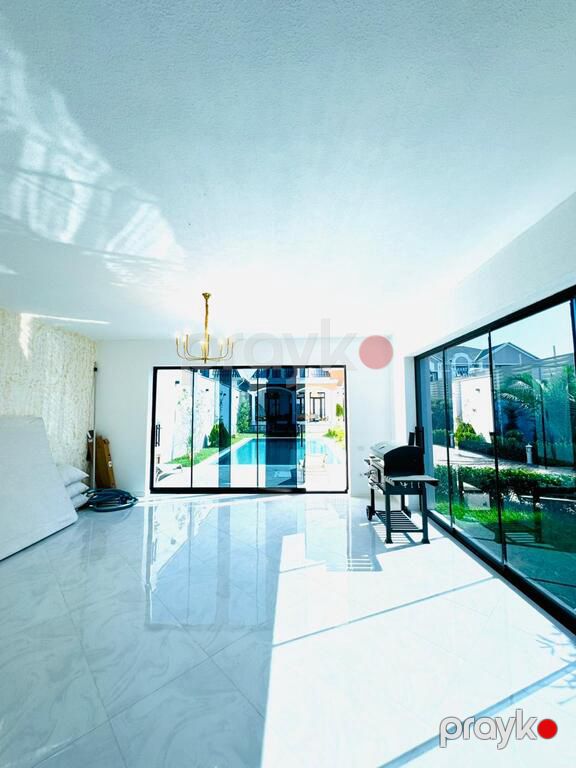 Satılır 6 otaqlı həyət evi/bağ evi 350 m² — Ev, villa, Bakı (9)