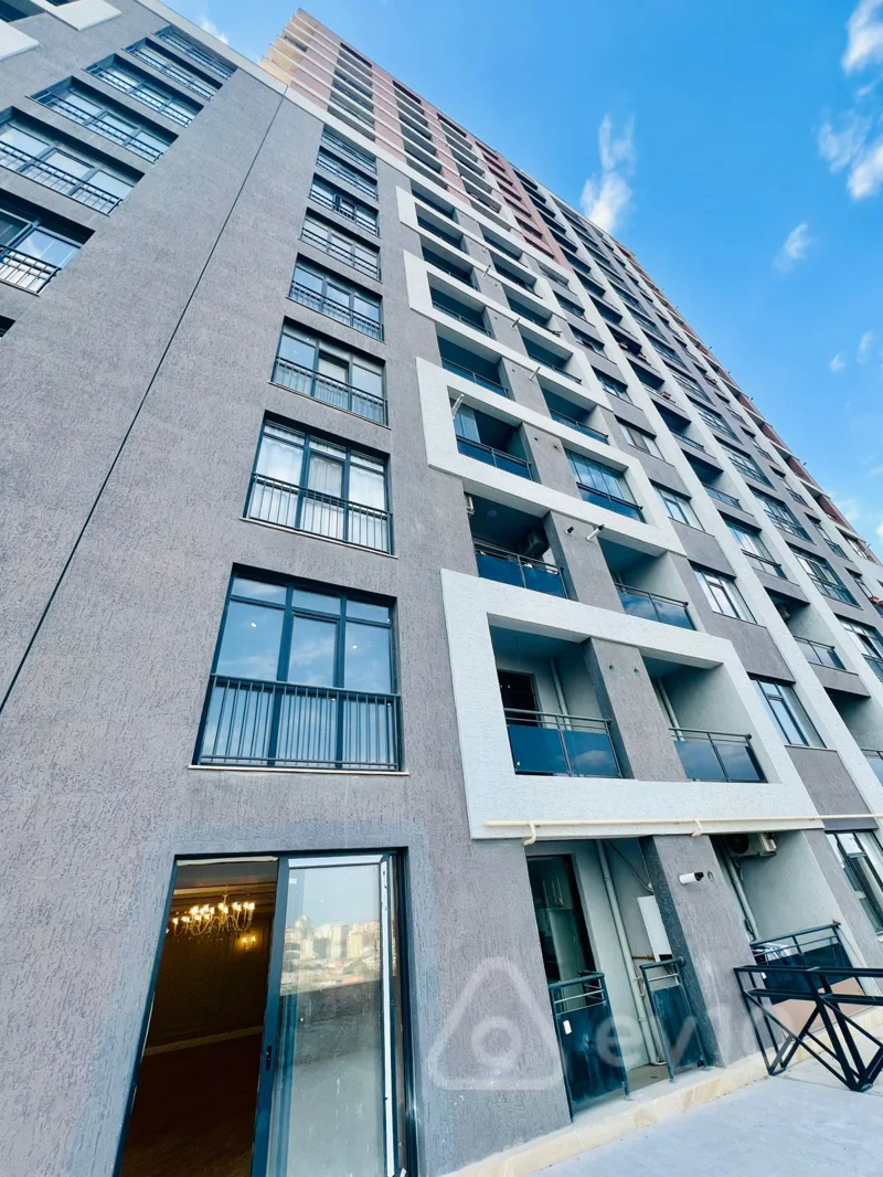 4 otaqlı mənzil, 225 m², Ceyhun Səlimov küçəsi ilə Abdulvahab Salamzadə küçələrinin kəsişməsi — Bakı