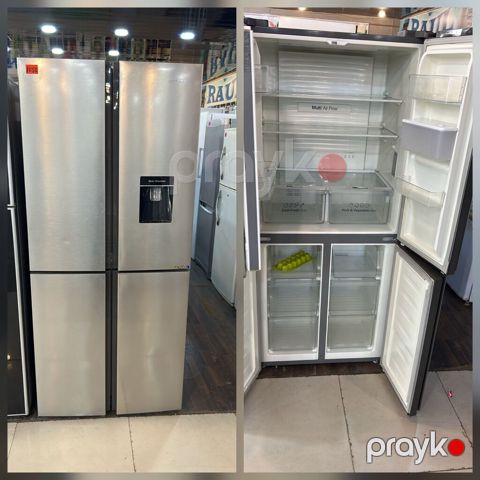 Dörd qapılı, side-by-side tipli inox soyuducu. Ön paneldə su paylayıcı — Digah