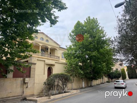 Satılır 9 otaqlı Həyət evi / Villa, 650 m², Binəqədi rayonu — Bakı