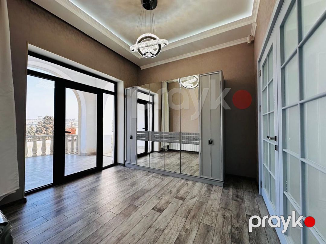 Satılır 4 otaqlı həyət evi/bağ evi 400 m² — Ev, villa, Bakı (2)