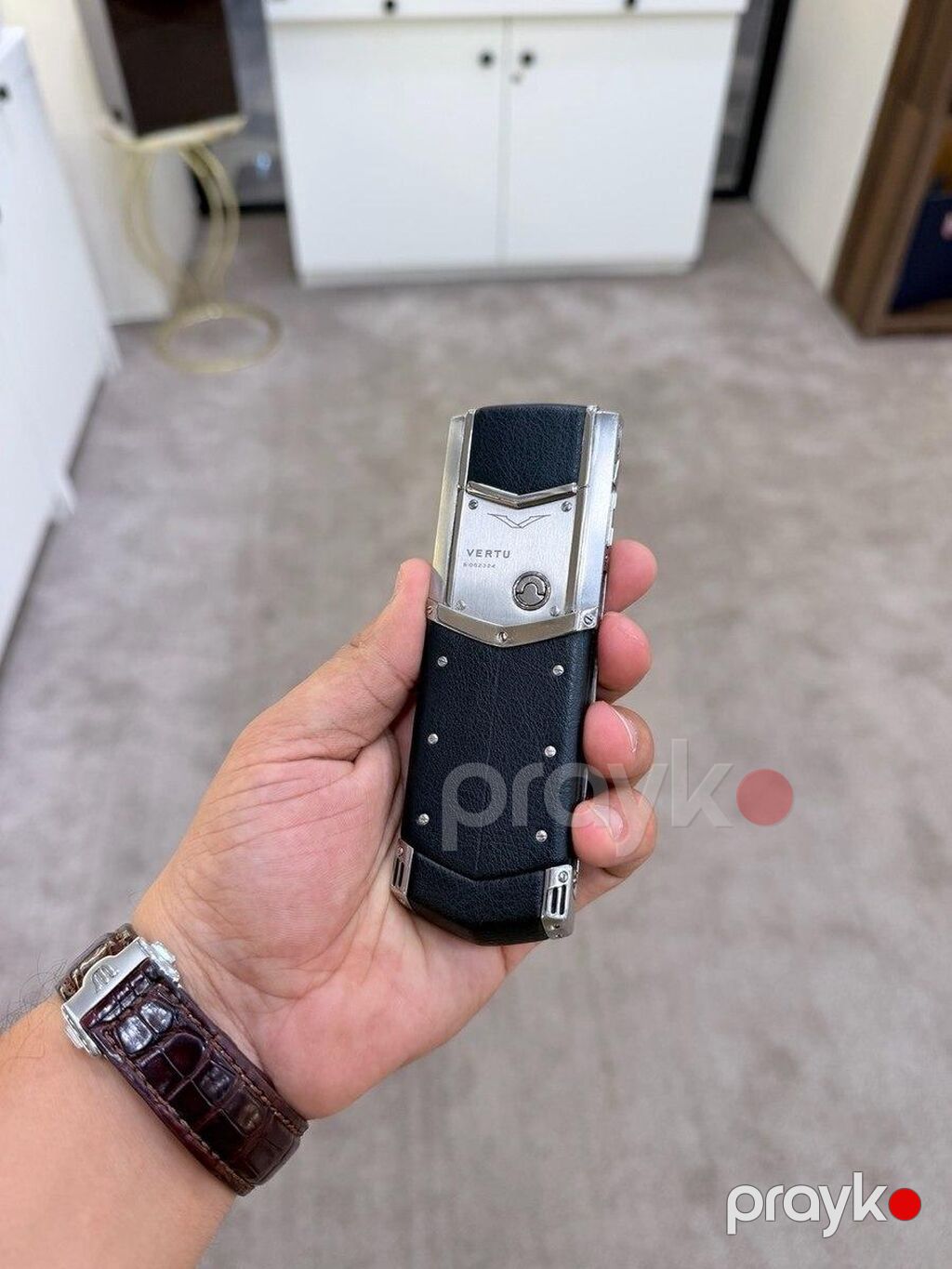 Vertu 4 GB, rəng - Gümüşü, Düyməli — Vertu, Bakı (3)