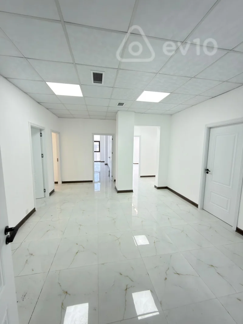 Ofis, 134 m², 28 May Metronun yaxınlığı — kirayə — Ofis, Bakı (12)