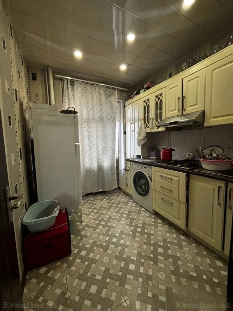 Satılır 2 otaqlı Mənzil Köhnə tikili 55 m² Bakı, Nərimanov r., Nəriman Nərimanov m — Bakı