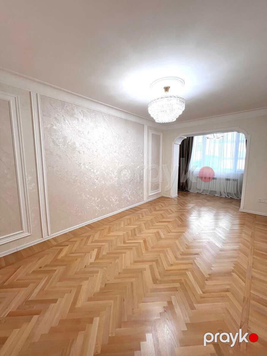 Satılır 2 otaqlı köhnə tikili 58 m² — Mənzil, Bakı (3)