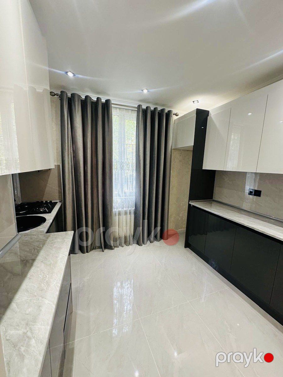 Satılır 2 otaqlı köhnə tikili 56 m² — Mənzil, Bakı (4)