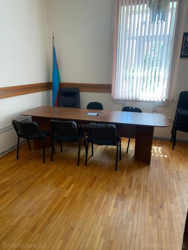 Kirayə verilir Ofis 80 m² Bakı, Səbail r — Bakı