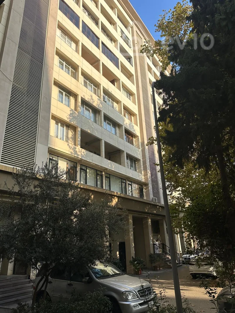 3 otaqlı mənzil, 75 m², I.Nebiyev — kirayə — Bakı