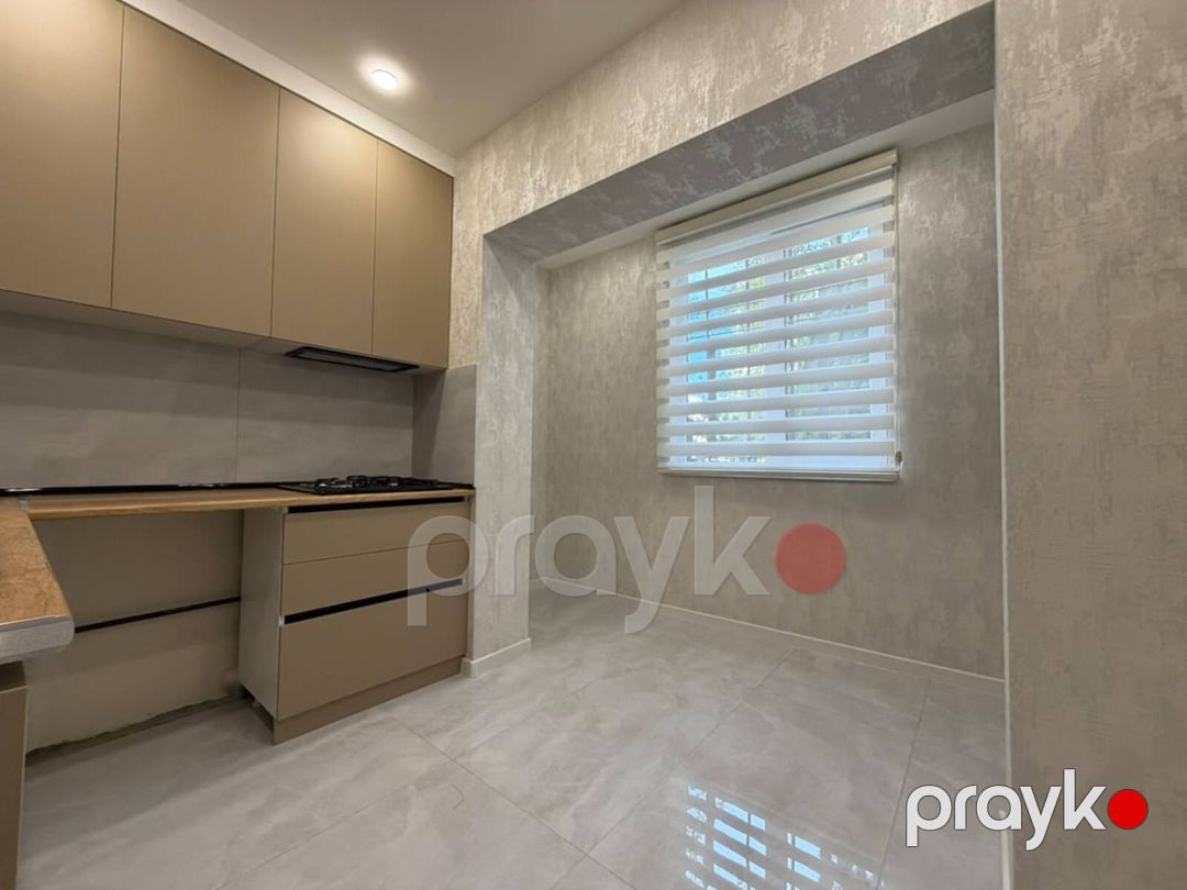 Satılır 2 otaqlı köhnə tikili 65 m² — Mənzil, Bakı (5)