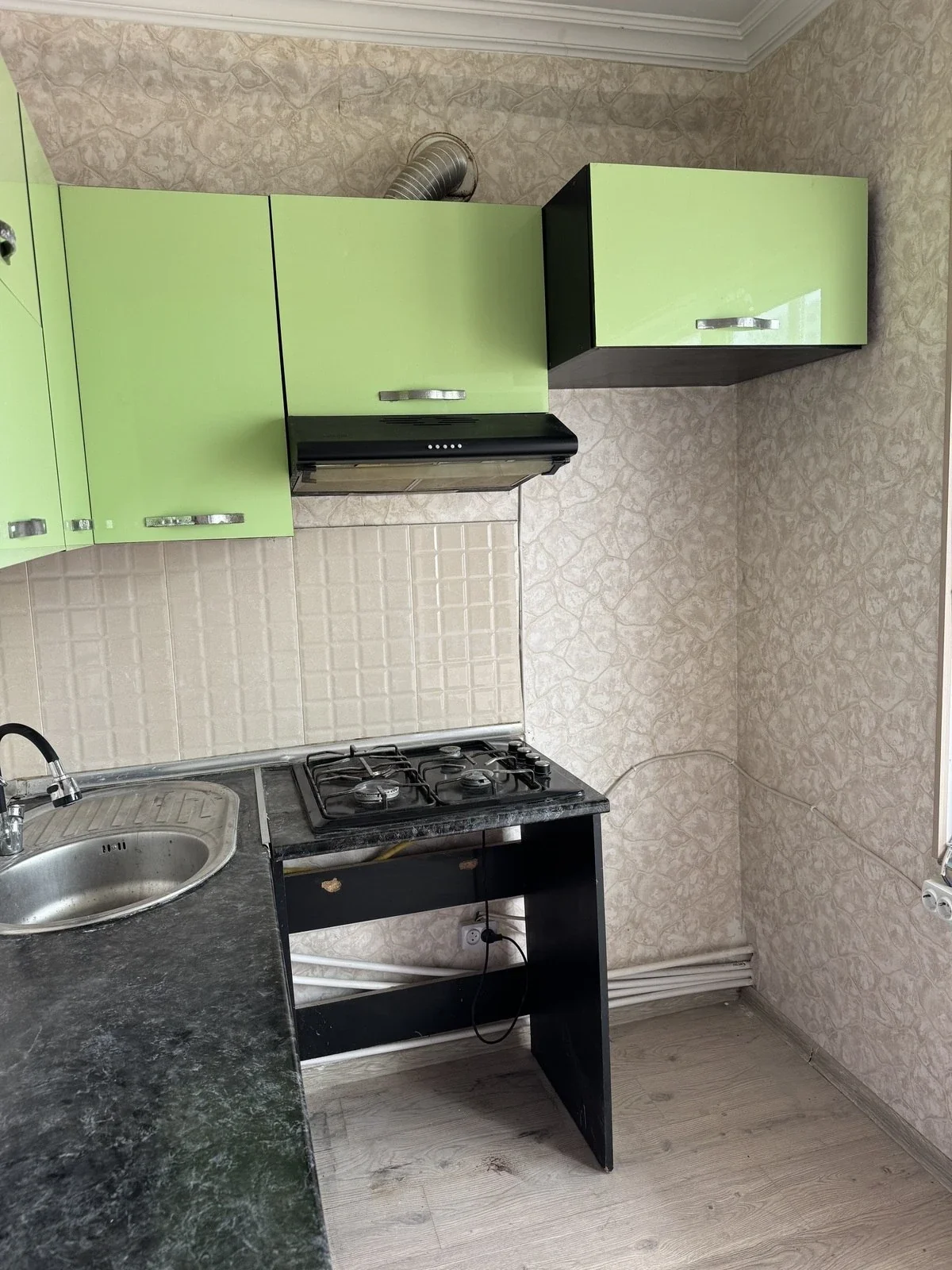 1 otaqlı tam təmirli mənzil satılır Yeni Günəşli qəsəbəsində — Mənzil, Bakı (2)
