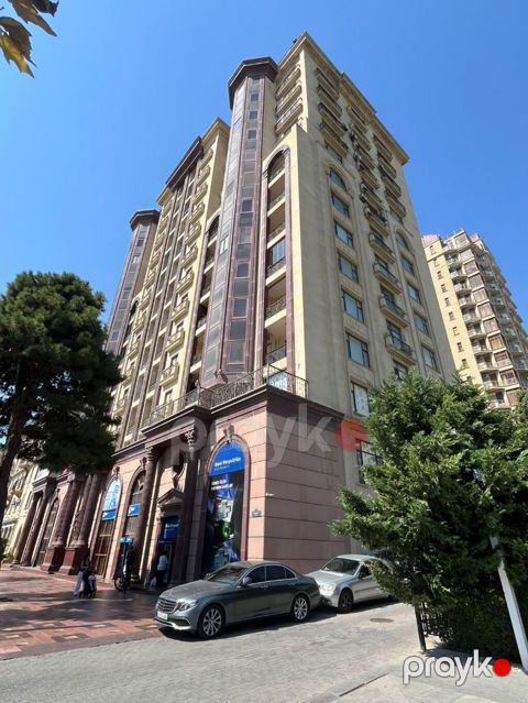 3 otaqlı, Yeni tikili, 145 kv. m — Bakı