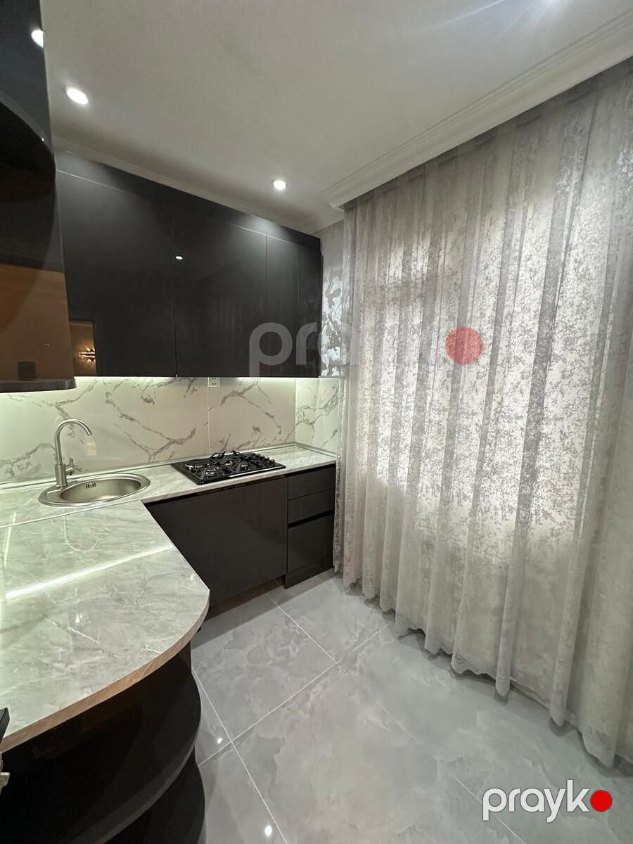 Satılır 2 otaqlı köhnə tikili 58 m² — Mənzil, Bakı (11)