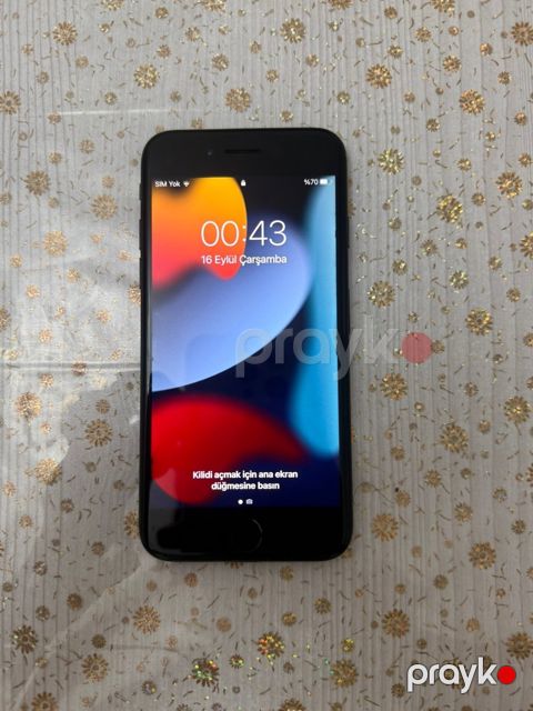 Apple iPhone 7 Black 32GB — Bakı