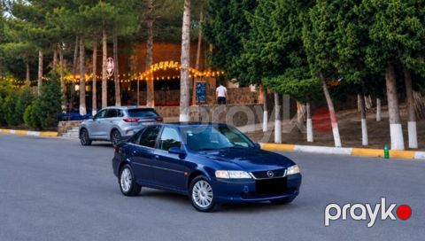 Opel Vectra, 1.8 L, 1996 il, 258 000 km — Sumqayıt