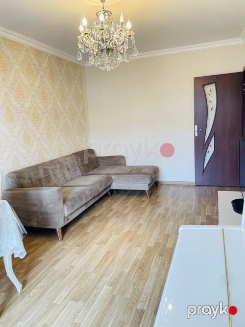 Satılır 3 otaqlı köhnə tikili 63 m² — Bakı
