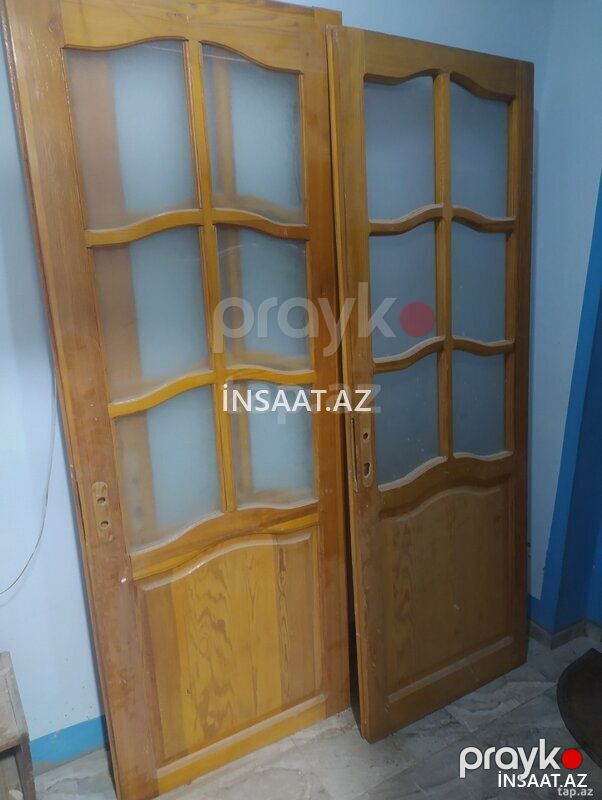 Otaq qapılari — Pəncərələr, qapılar, balkonlar, Bakı (2)