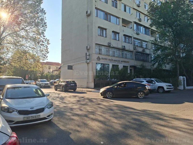 Satılır 3 otaqlı Mənzil Köhnə tikili 65 m² Bakı, Nərimanov r — Mənzil, Bakı (2)