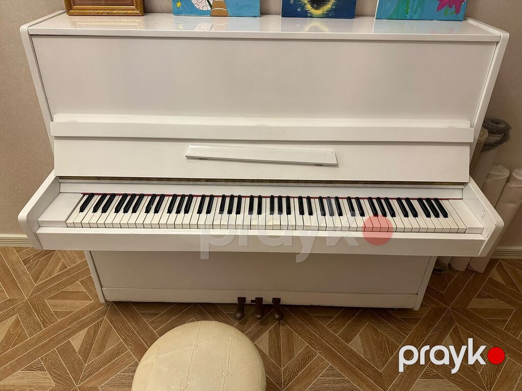 Piano Belarus Yeni Satılır 350₼ Alınıb istifadə olunmayıb 3 pedallı — Pianino və digər klaviş alətləri, Bakı (2)