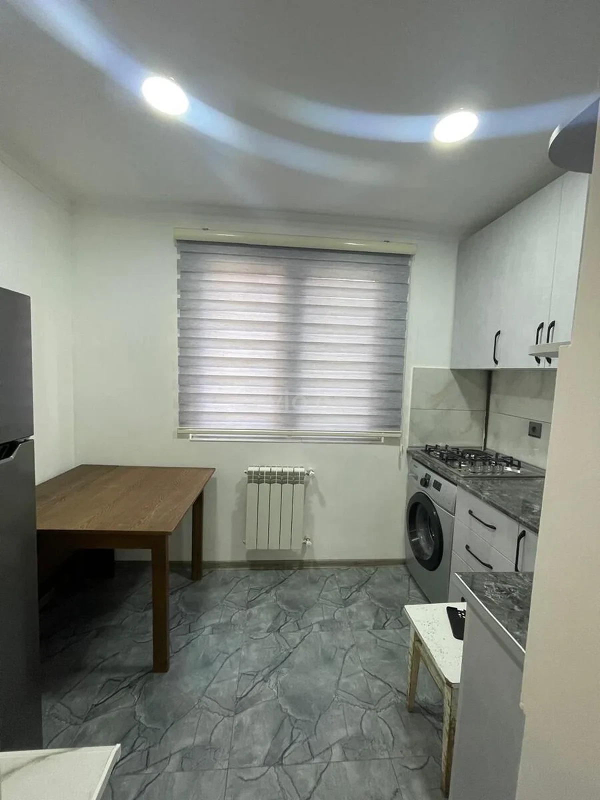 Kirayə 2 otaqlı mənzil Neftçilər metrosu yaxınlığında — Mənzil, Bakı (9)