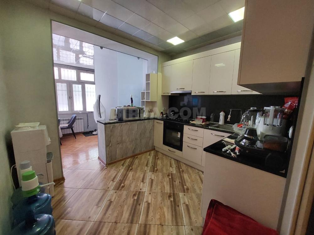 Satılır 3 otaqlı, Bakıxanov qəs — Ofis (4)