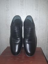 Klassik kişi tufliləri - Rəng: qara - Model: bağsız, slip-on - Üst — Ayaqqabılar