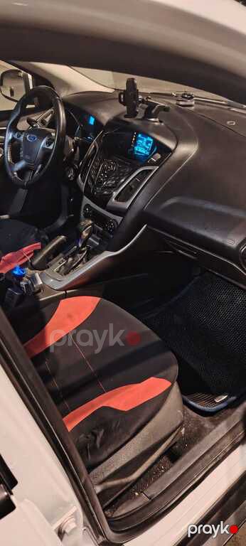 Ford Focus, 1.6 L, 2014 il, 300 000 km — Avtomobillər, Gəncə (2)