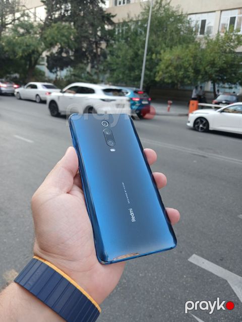 Xiaomi Mi 9 SE, 128 GB, rəng - Göy, Zəmanət, Sensor, Barmaq izi — Bakı