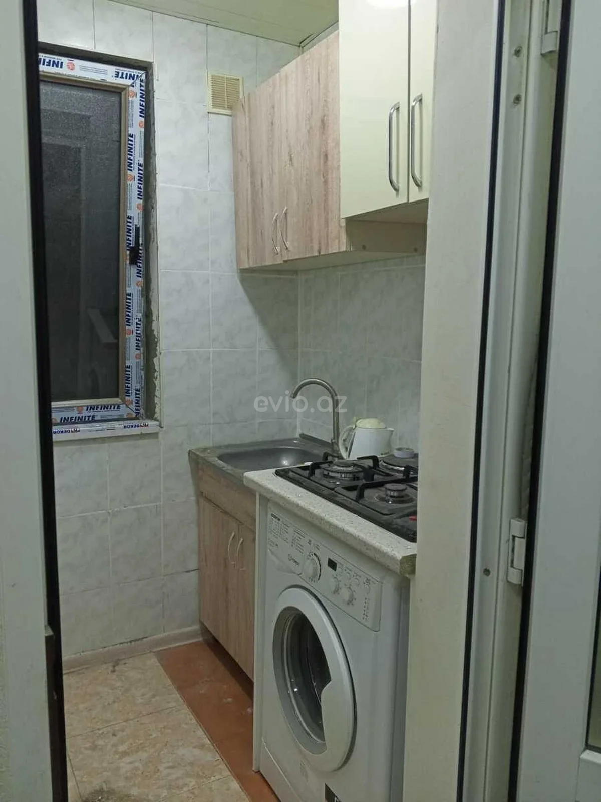 Kirayə 3 otaqlı mənzil İçərişəhər metrosu yaxınlığında — Mənzil, Bakı (9)