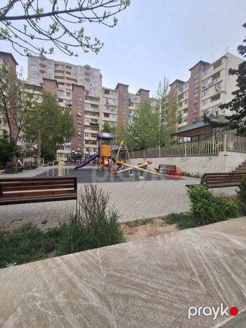 Satılır 3 otaqlı köhnə tikili 75 m² — Bakı
