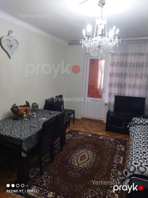 Satılır 3 otaqlı Bina evi menzil (Köhnə tikili), 68 m², 8-ci mikrorayon — Sumqayıt
