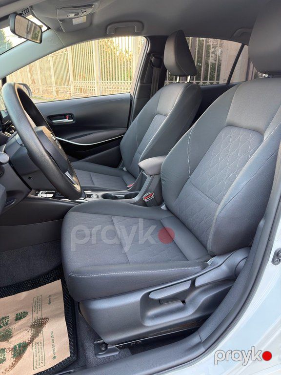 Toyota Corolla, 1.8 L, 0.85 kWh, 2024 il, 70 000 km — Avtomobillər, Bakı (9)