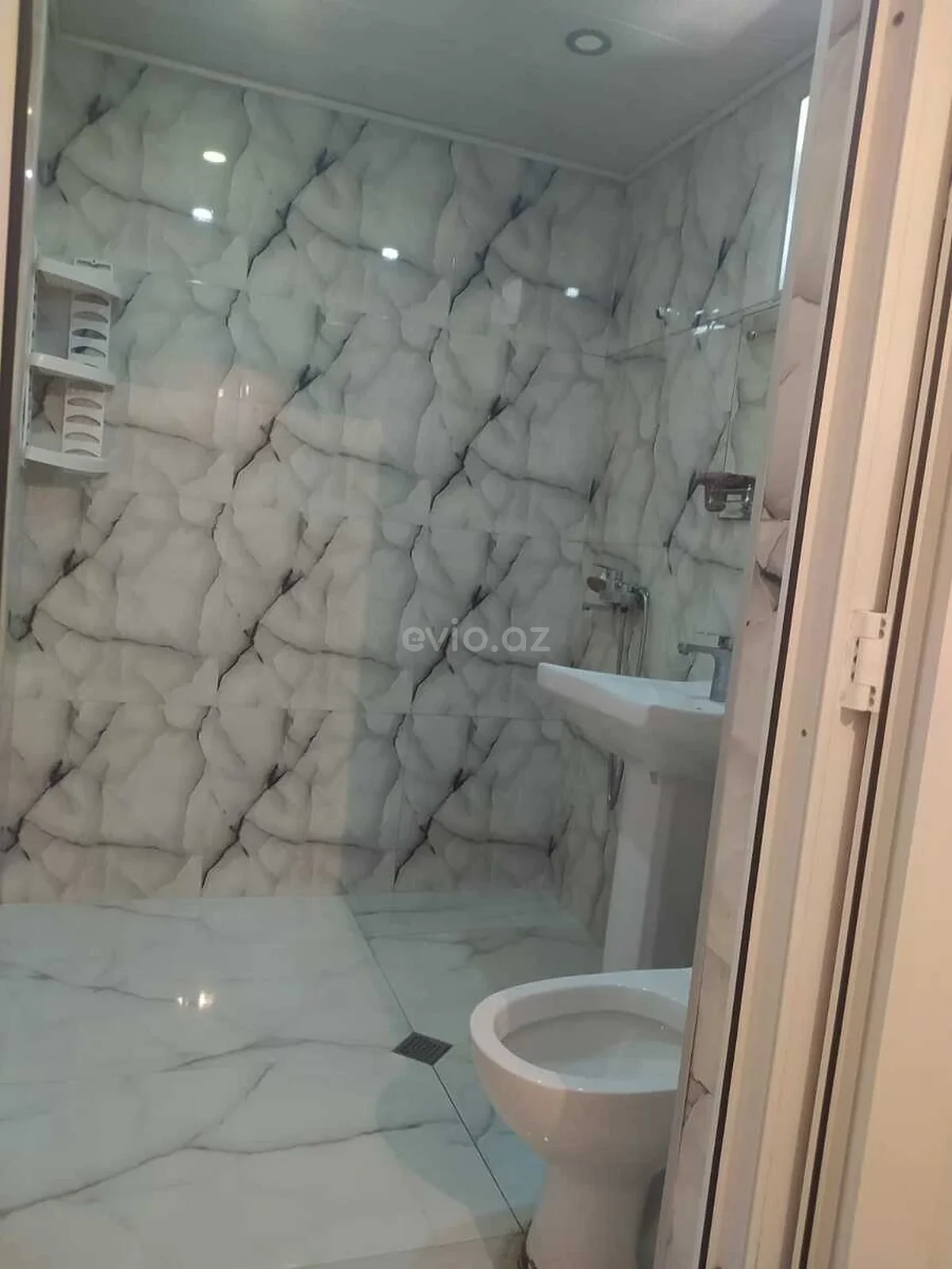 2 otaqlı tam təmirli mənzil satılır Bakıxanov qəsəbəsində — Mənzil, Bakı (5)