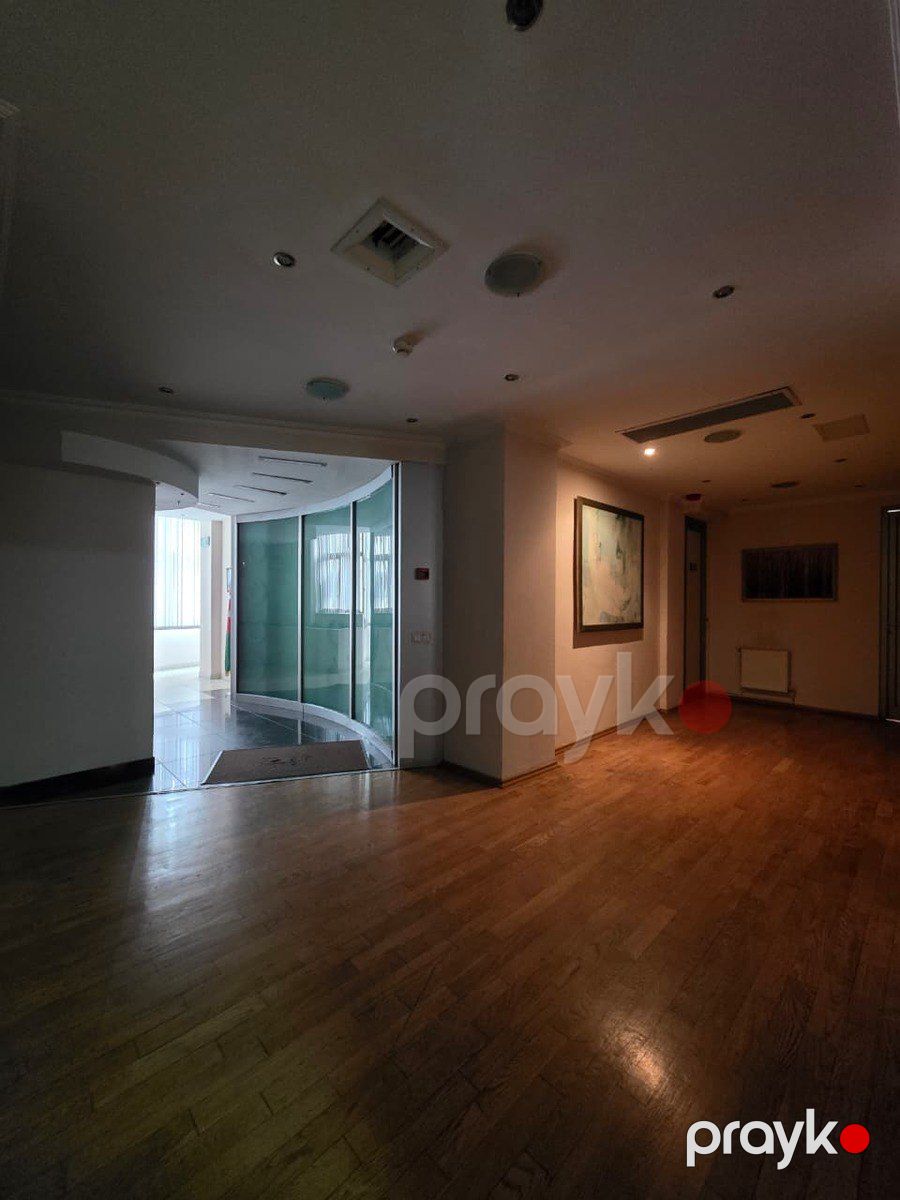 Satılır obyekt 670 m² — Əmlak, Bakı (2)