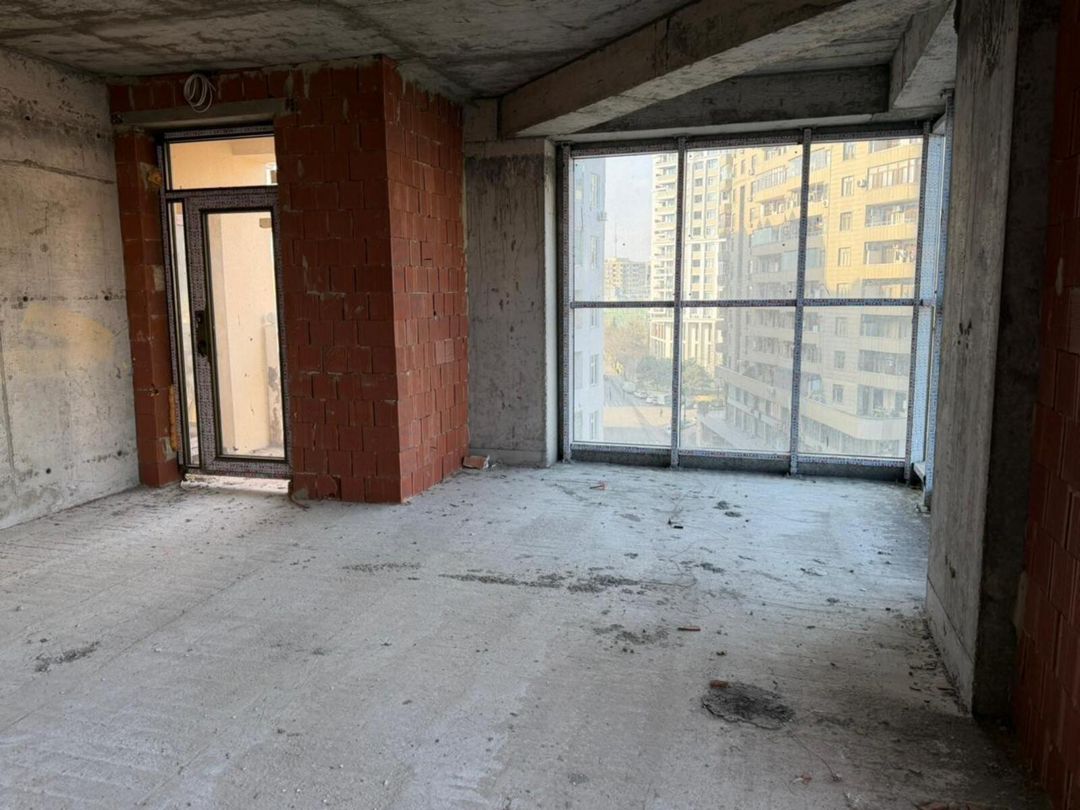 Satılır 3 otaqlı yeni tikili 174 m² — Mənzil, Bakı (2)