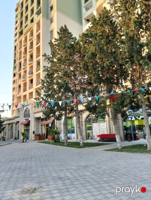Satılır obyekt 95 m² — Bakı