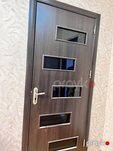 İşlənmiş Otaq qapısı 90x210 sm Ünvandan götürmə — Digah