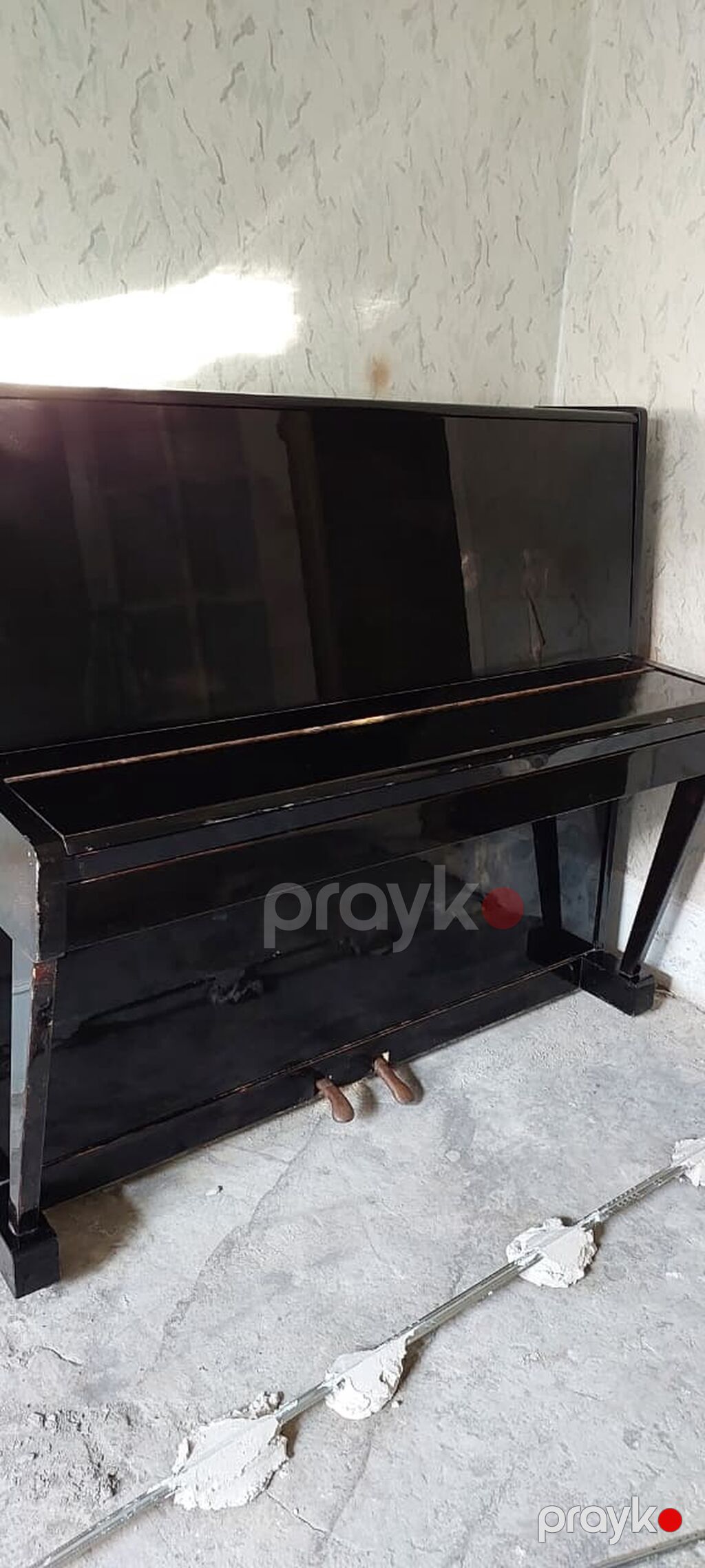 Upright piano – “Belarus” markalı - Korpus: parlaq qara rəng, klassik — Pianino və digər klaviş alətləri, Sumqayıt (2)